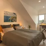 Sweethome - Poing