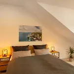 Sweethome - *