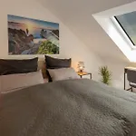 Sweethome - Apartamento Poing