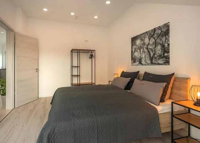 Sweethome - Appartement Poing